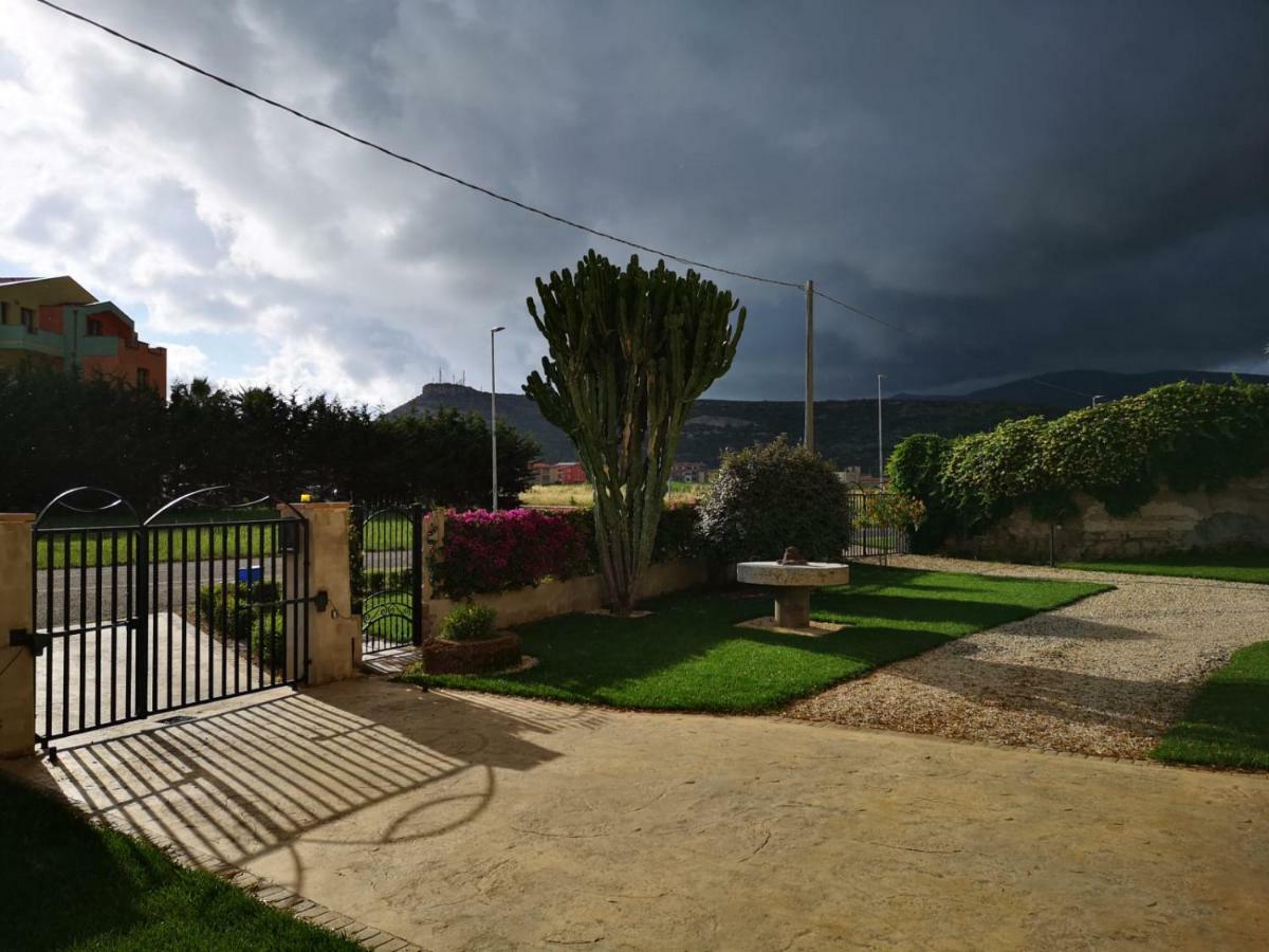 Luxury Home Bosa Marina ,Oristano Экстерьер фото